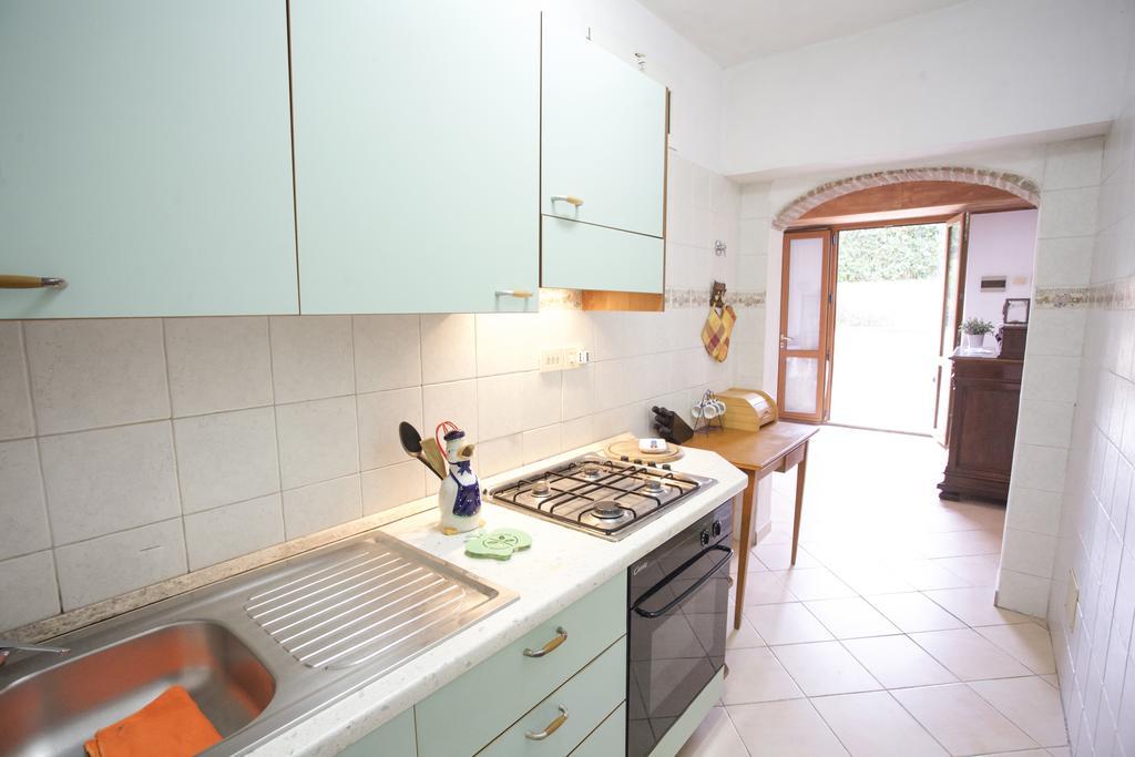 La Casina A Schiopparello - Goelba Apartment *